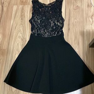 Black lacy dress
